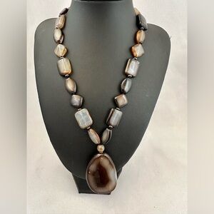 Luo brown and tan agate stone necklace with 925 clasp